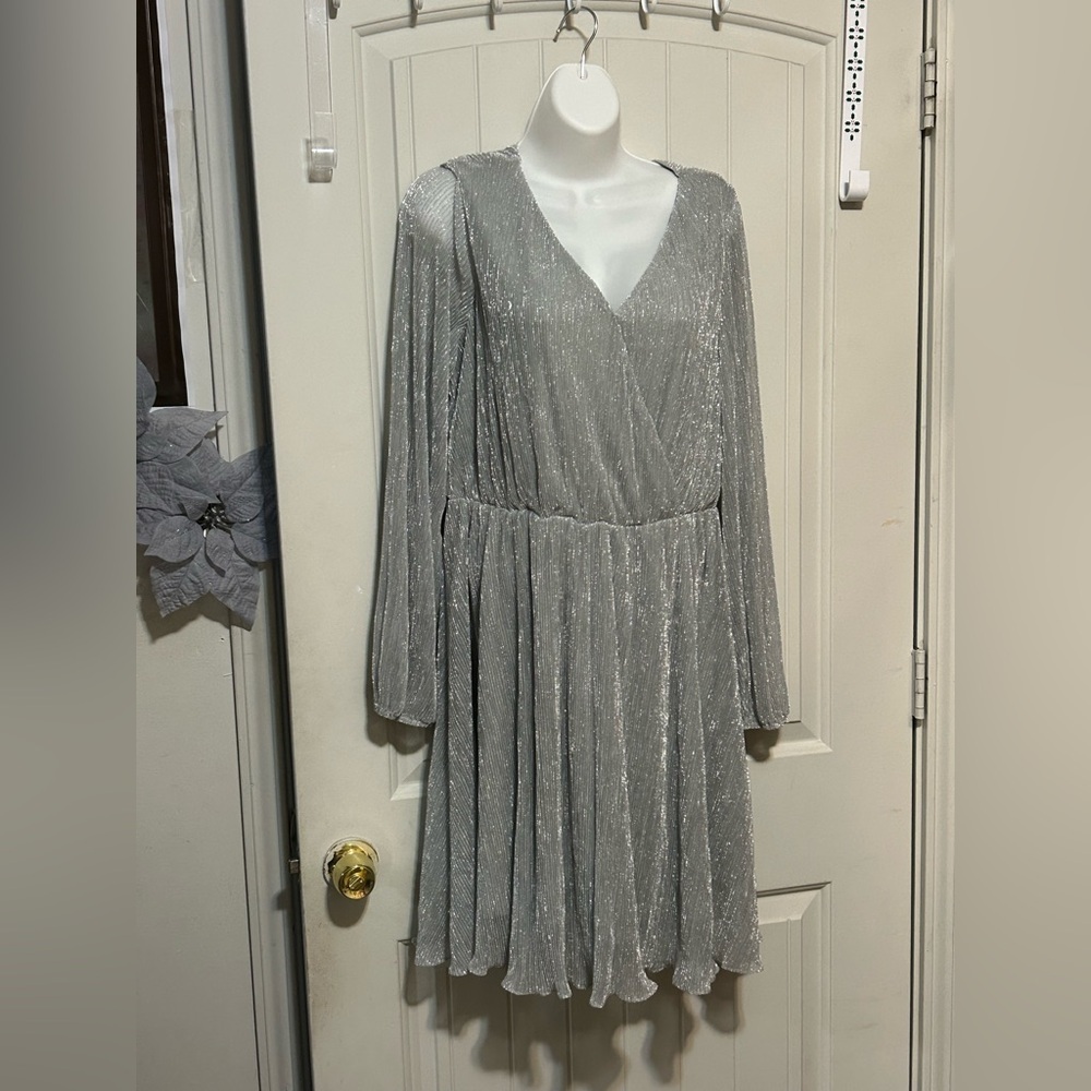 Elegant Silver Wrap Dress - Picture 2 of 11
